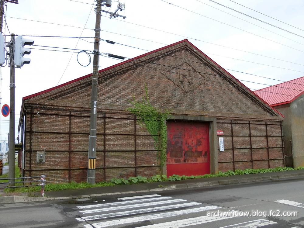 旧中川倉庫1