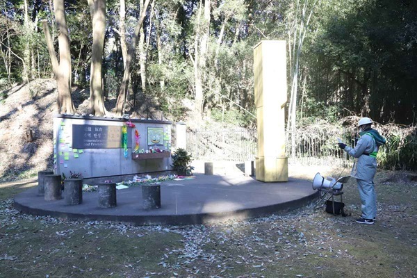 朝鮮人追悼碑の撤去開始　群馬県が代執行、費用約３千万円は団体側に請求