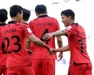 Korea Republic 1-0 malaysia goal Jeong Woo-yeongs header