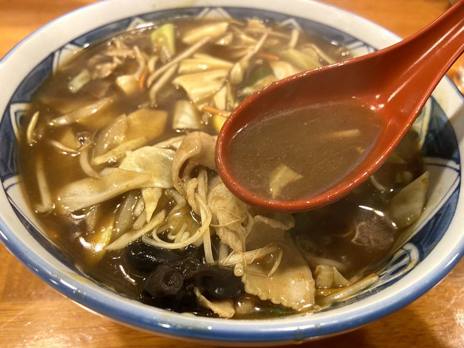 チャイナ　カレーラーメン　スープ