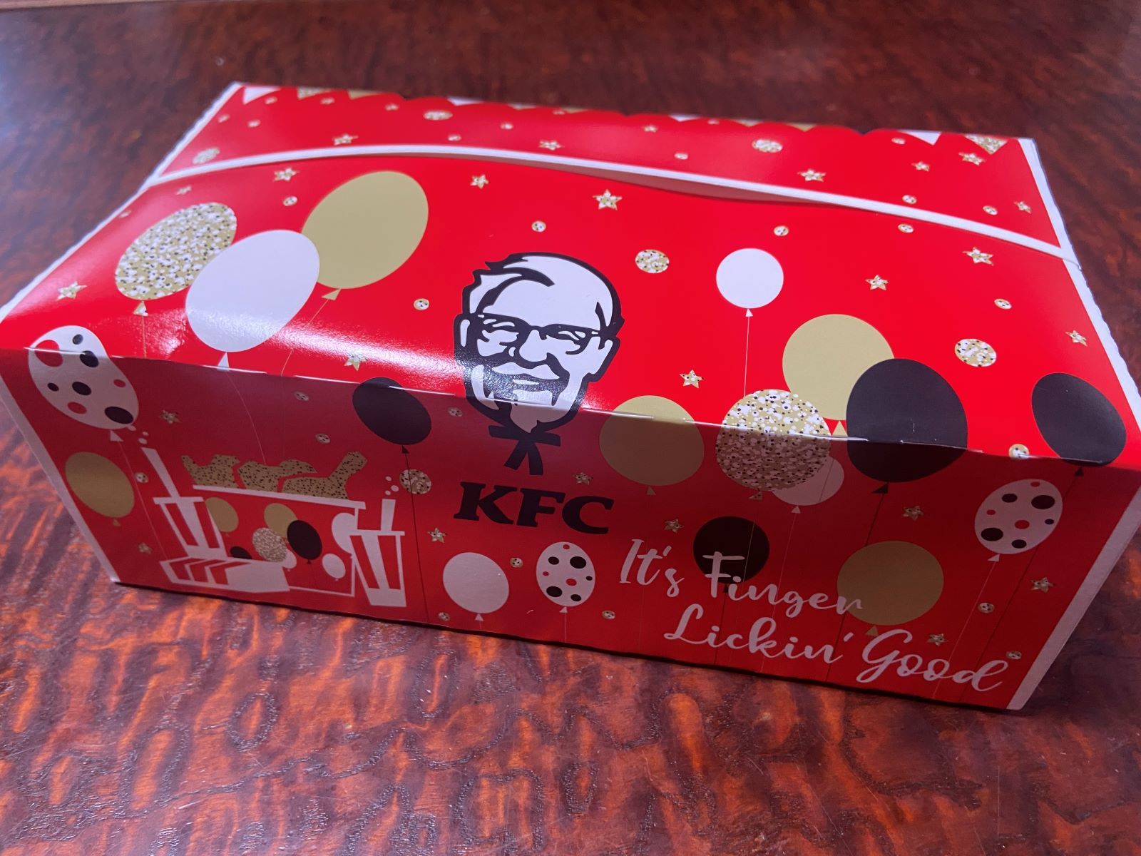 KFC　豊岡店　「とりの日」パック　箱