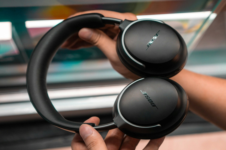 Bose QuietComfort Ultra Headphones』 レビューチェック ～空間