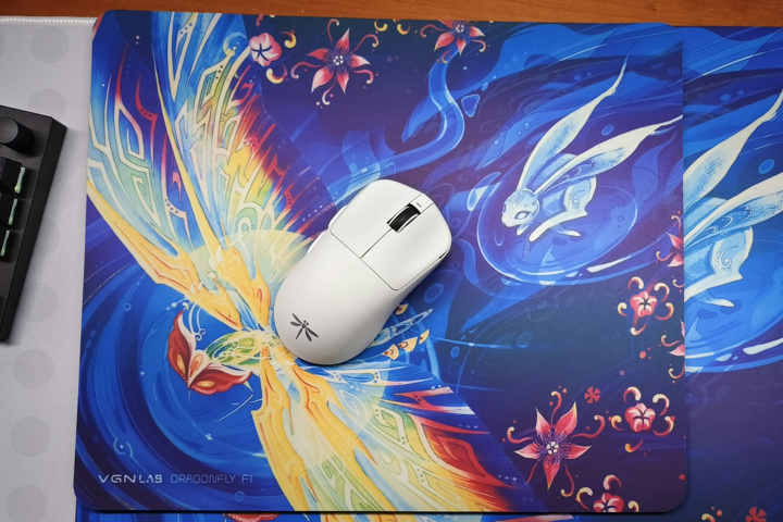 VGN_Mouse_Pad_01.jpg