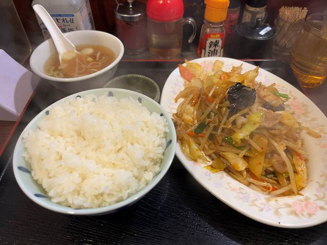 肉野菜炒め1